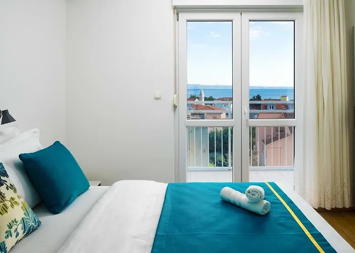 Apartment Lotus Split